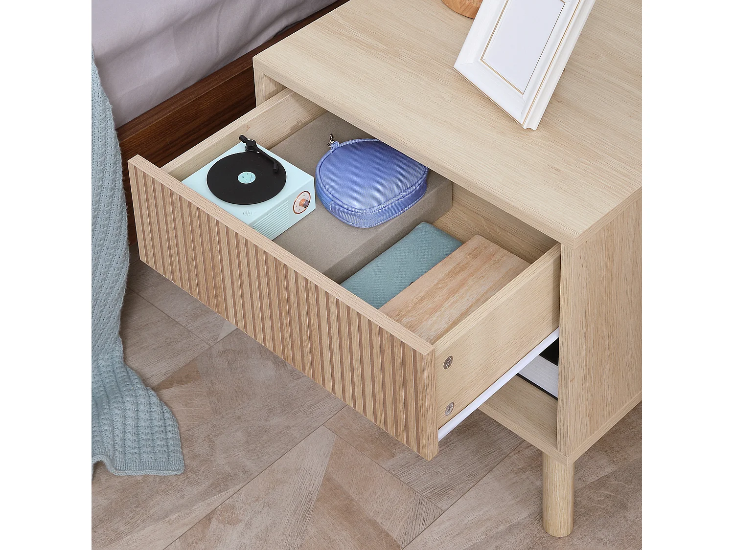 Comodino con cassetto e ripiano aperto in truciolato 47x47x50cm