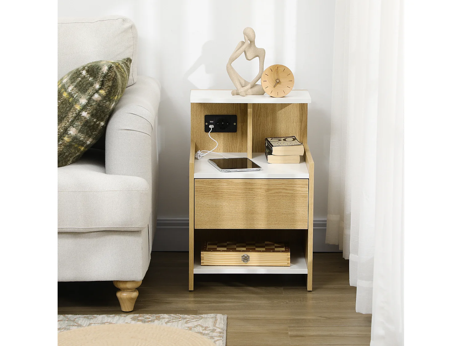 Comodino in truciolato con cassetto 2 prese e 2 porte usb