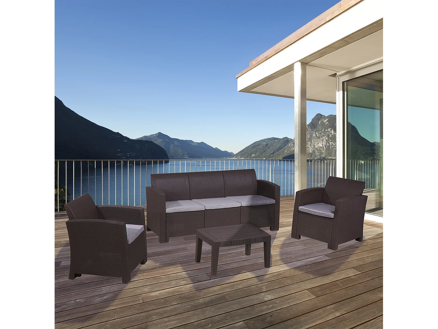 Conjunto de Jardín Chillvert Salerno Resina 1 Sofá+ 2 Sillones + 1 Mesa Marrón