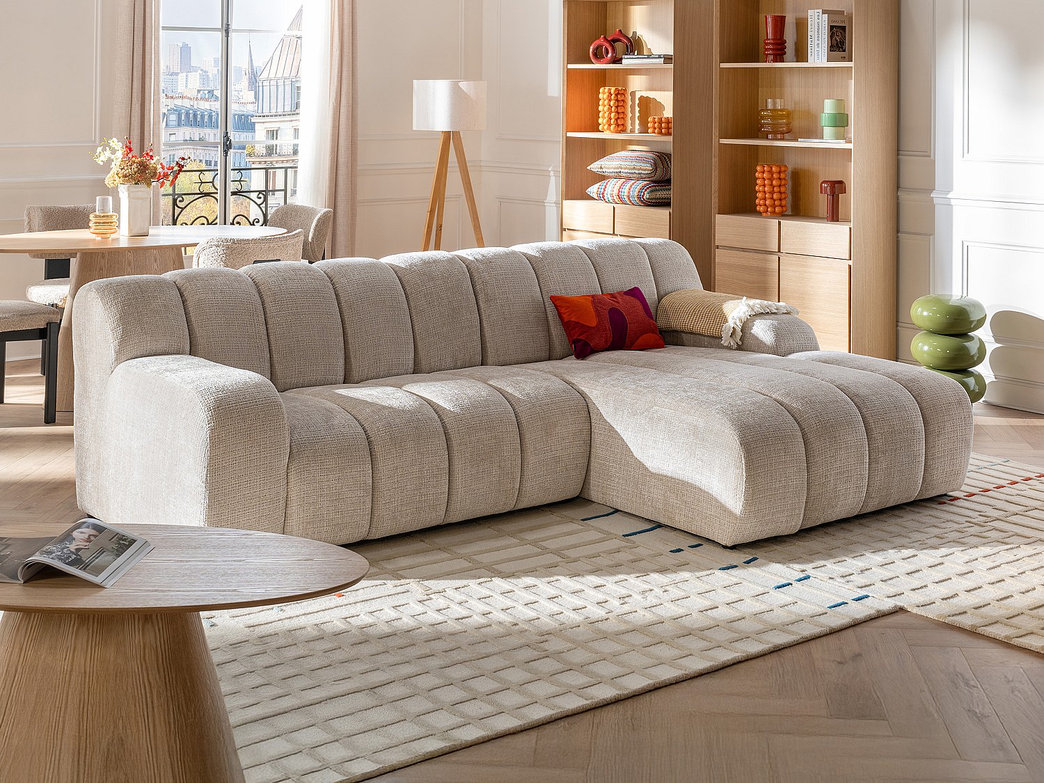 Höger vinkelformad soffa i beige chenilletyg BELADON