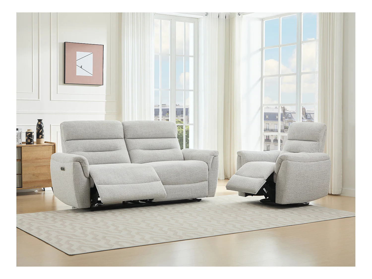 3-seters sofa og elektrisk hvilestol i lysegrått strukturert stoff BREVIO