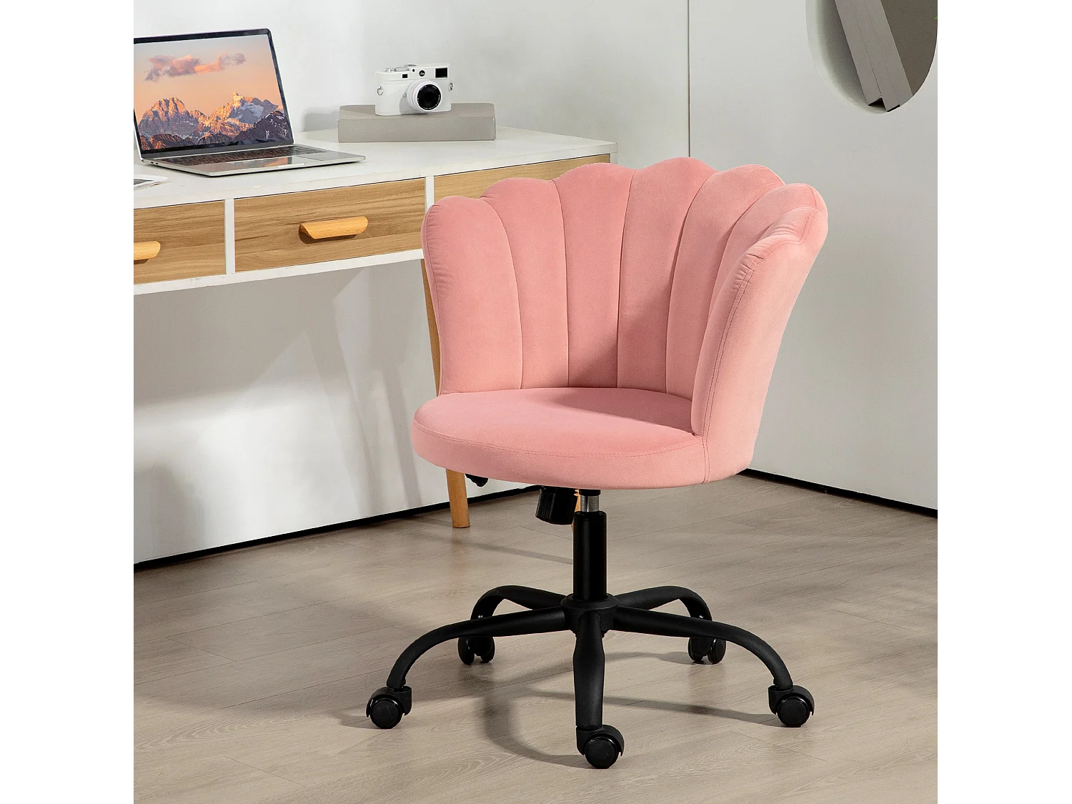 Sedia da ufficio con schienale a petalo in velluto rosa