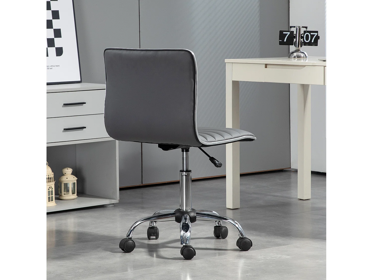 Sedia da ufficio con altezza regolabile e girevole in pelle pu grigio