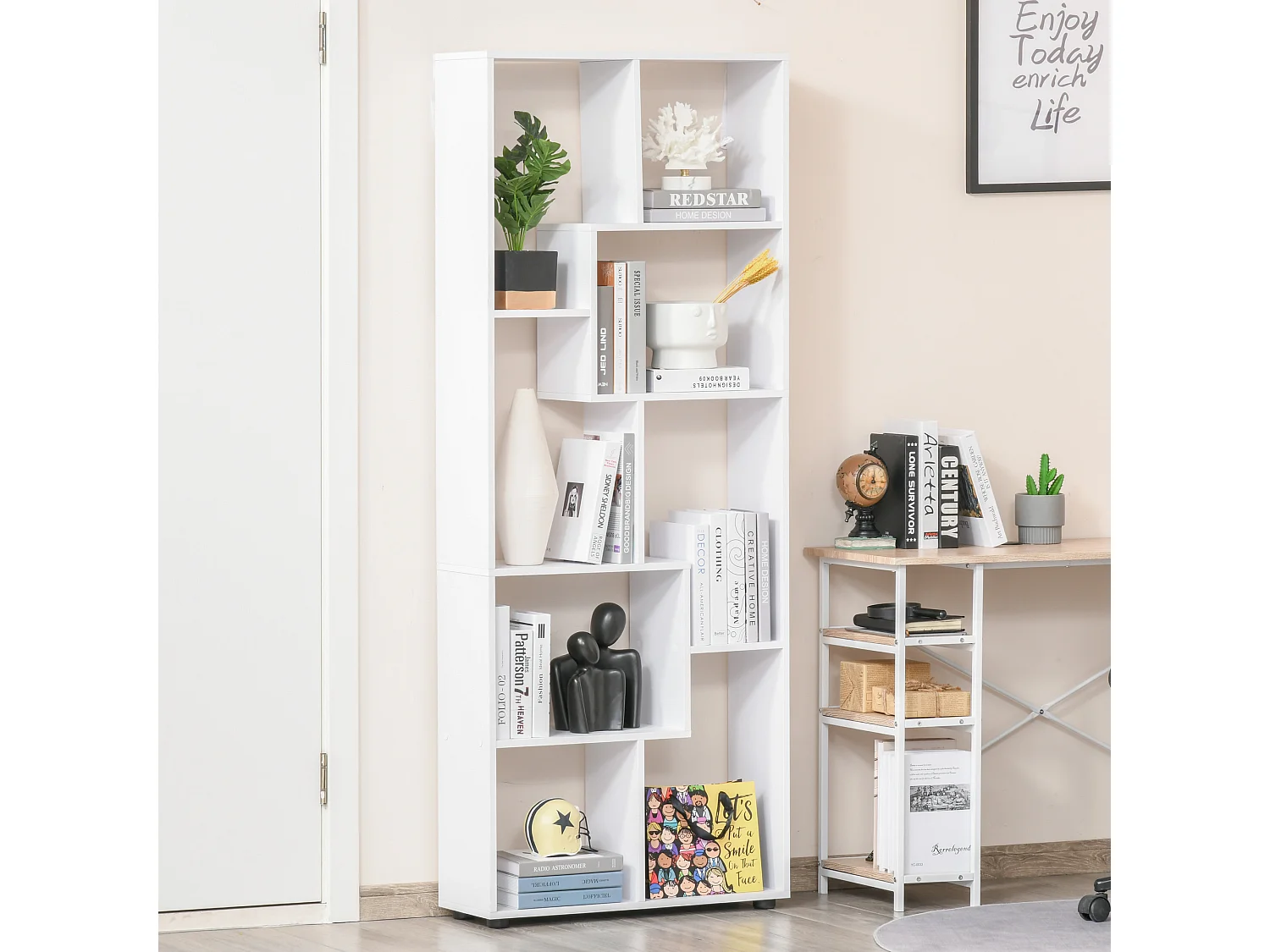 Mobile libreria a cubi con 7 ripiani di diverse dimensioni in mdf noce