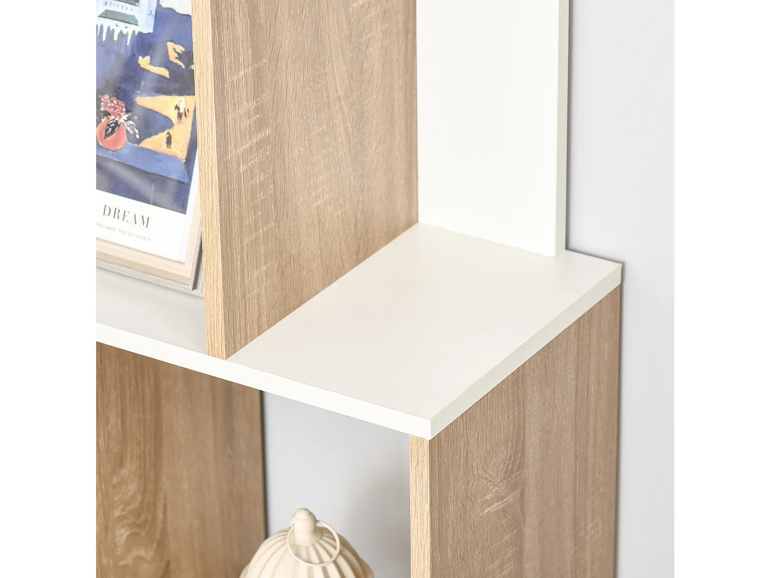 Libreria di design nero