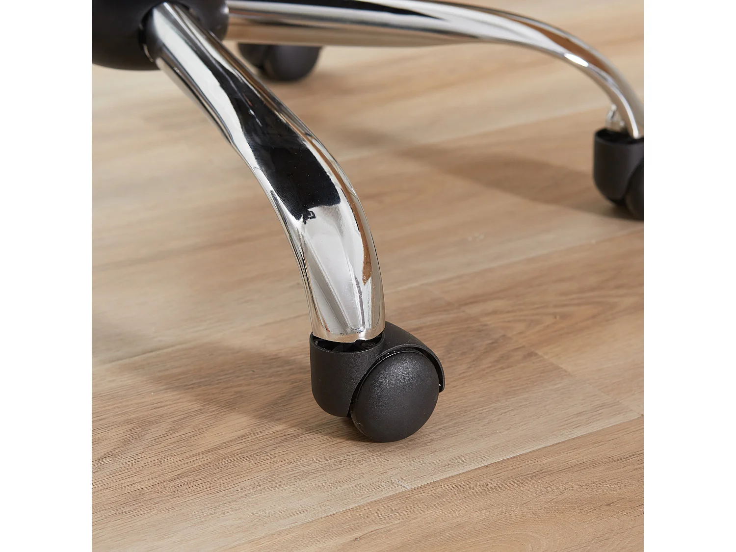 Sedia da ufficio ergonomica girevole con altezza regolabile