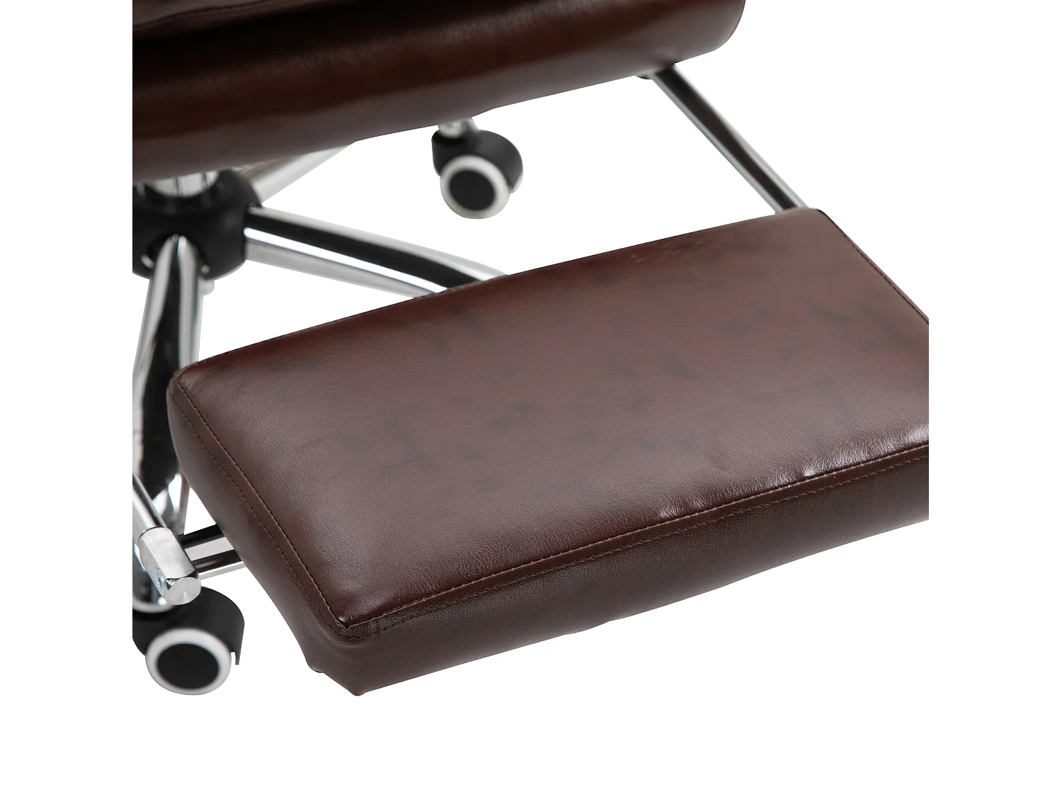 Poltrona da ufficio con schienale reclinabile in finta pelle marrone