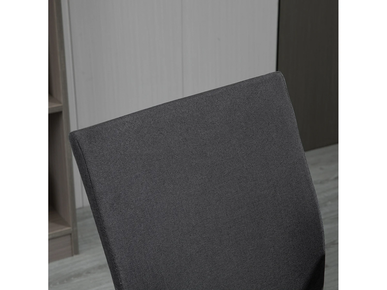 Sedia da ufficio ergonomica e regolabile per scrivania grigio scuro