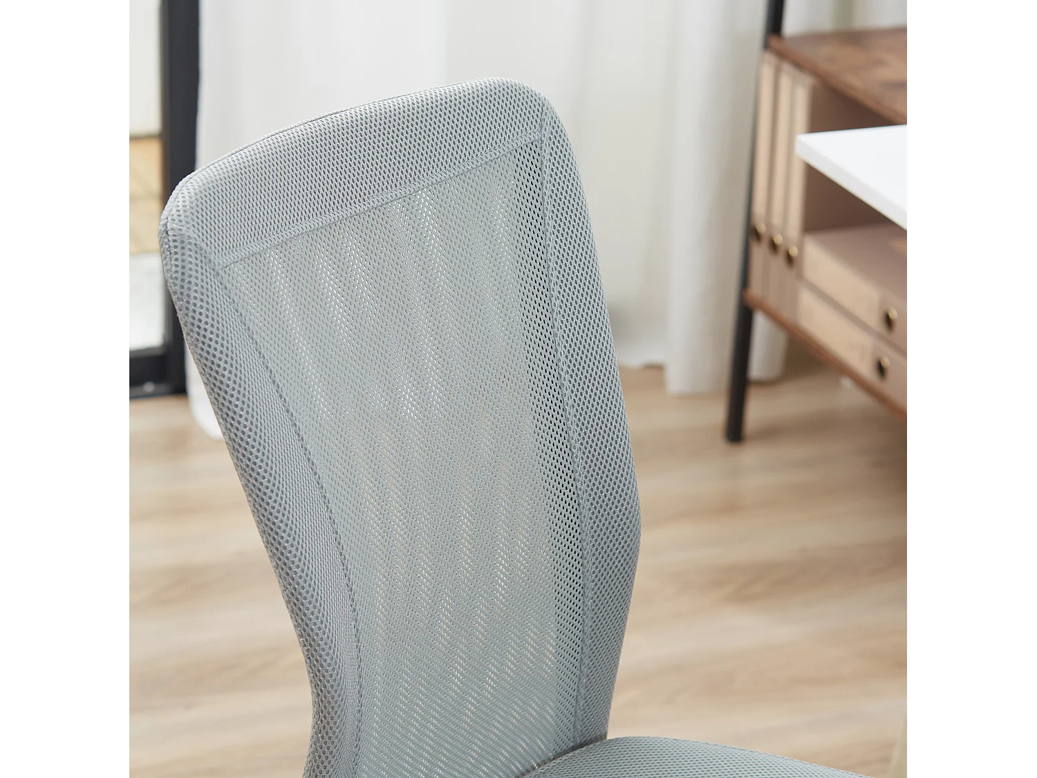 Sedia da ufficio senza braccioli ergonomica in tessuto a rete grigio