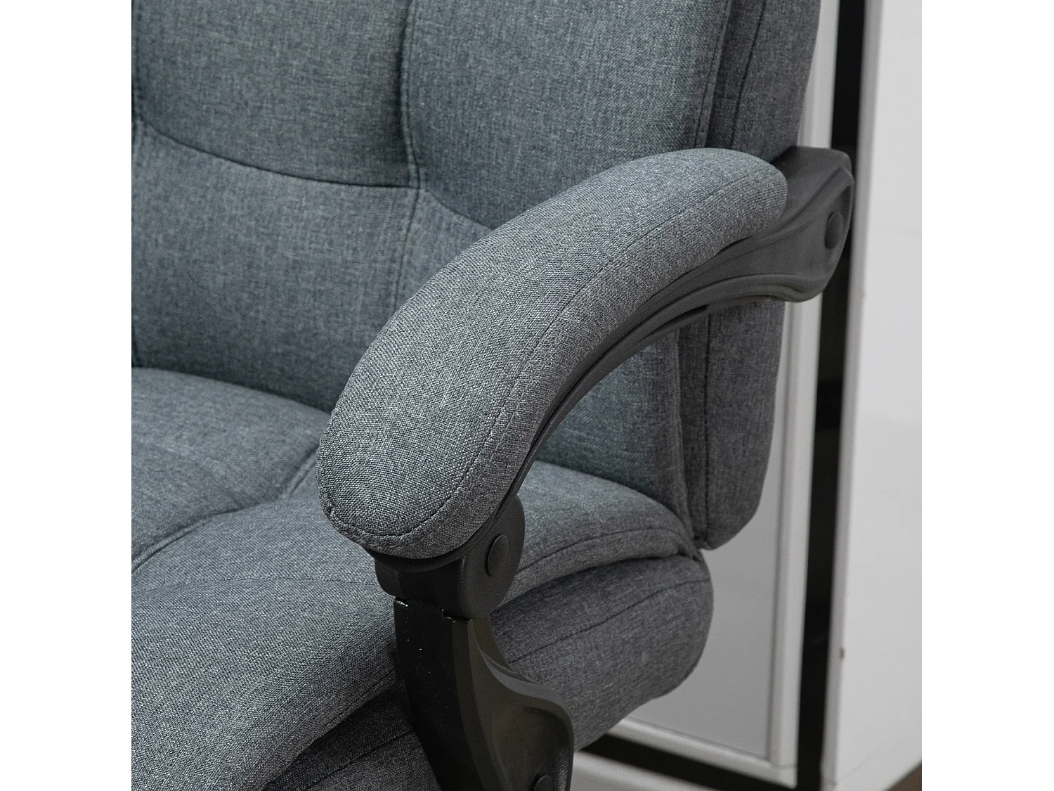 Sedia ufficio ergonomica reclinabile poggiatesta poggiapiedi