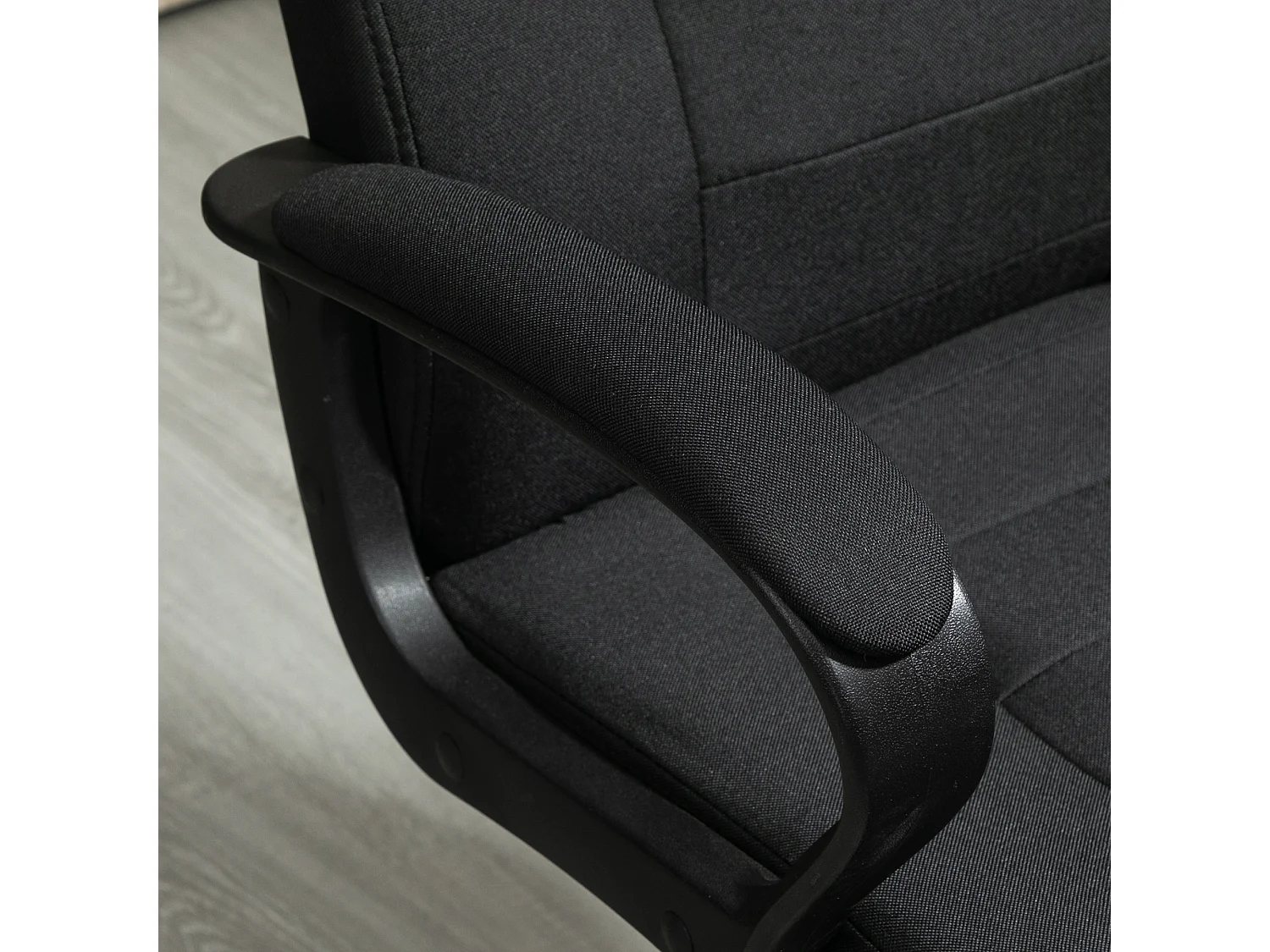 Sedia da ufficio ergonomica con altezza regolabile nero