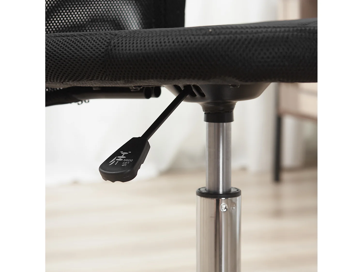 Sedia da ufficio ergonomica senza braccioli in tessuto nero