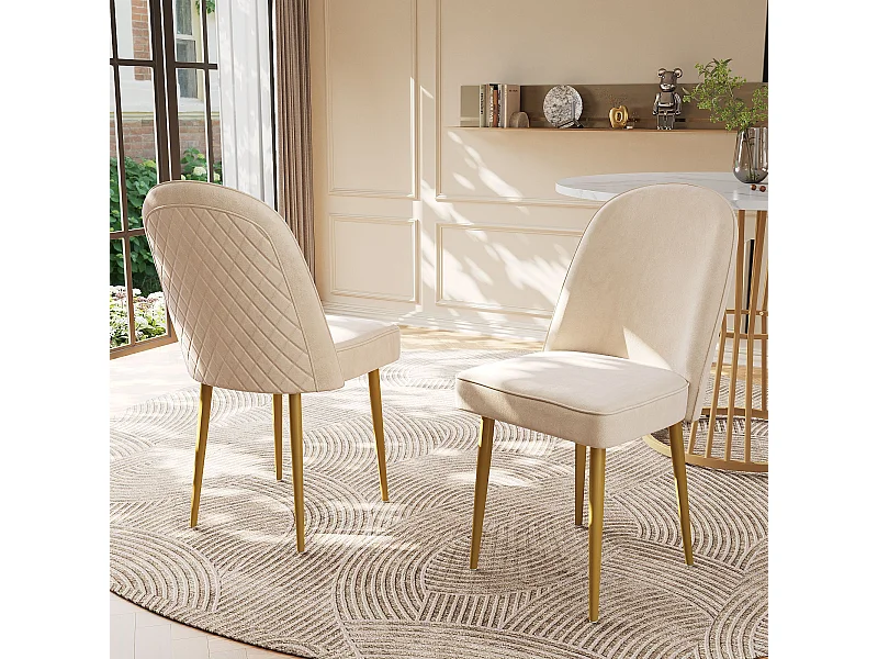Set van 2 beige fluwelen stoelen met gebogen rugleuningen en gouden poten - voor eetkamers en woonkamers