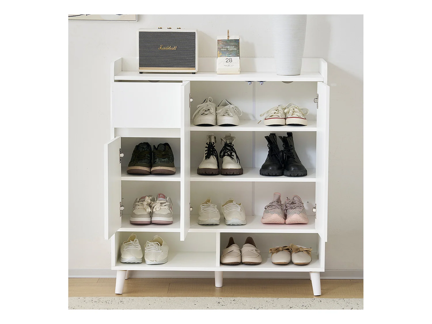 Zapatero de entrada con estantes regulables, 3 puertas y 1 cajón, patas de madera - blanco