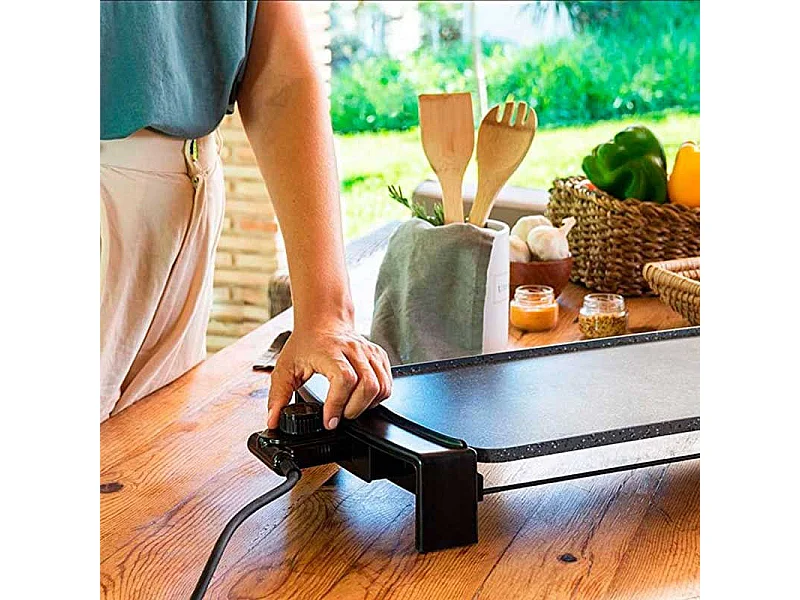 Plancha eléctrica Cecotec Tasty&Grill 3000 RockWater 2600W negro/gris