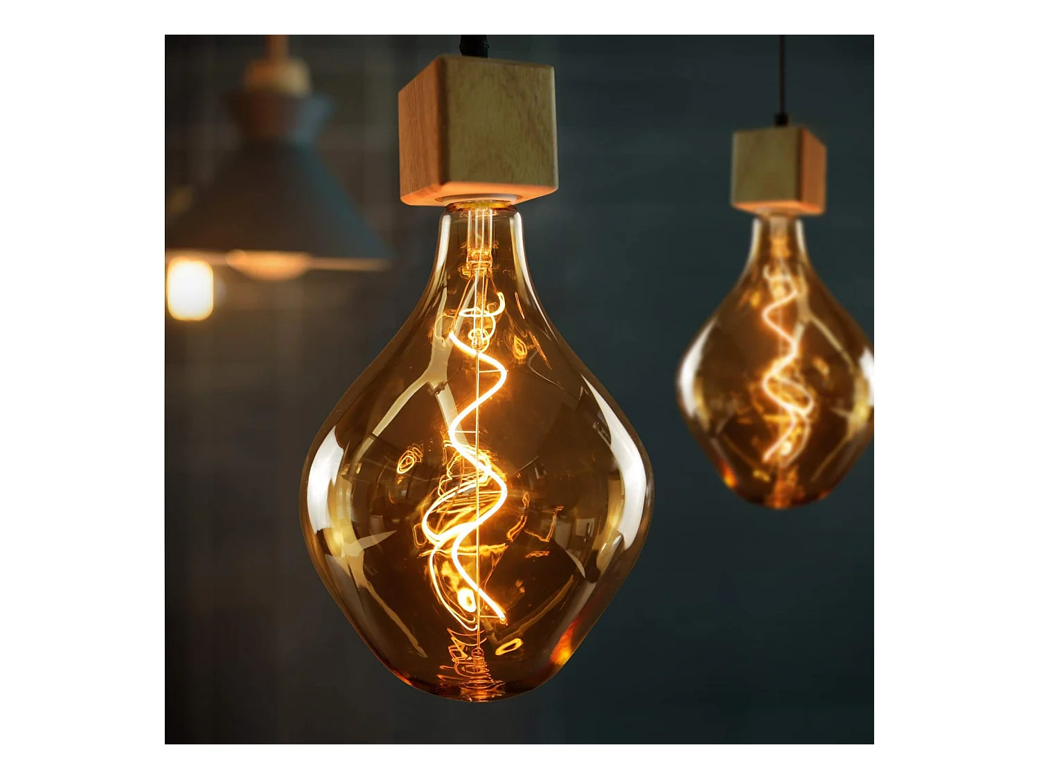 NETTLIFE 1 x E27 3 W große LED-Glühbirne, ungewöhnlich geformte, unregelmäßige Glühlampe, 2200 K warmweiße Pendelleuchte – nicht dimmbar