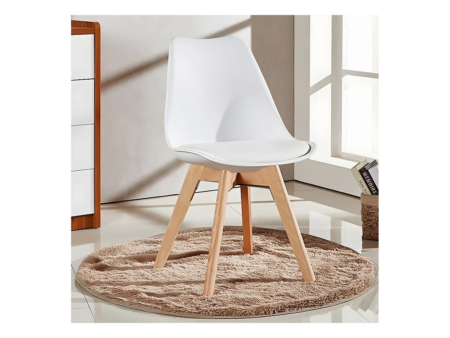 Ensemble de 4 chaises de salle à manger Lorenzo avec siège élégant en similicuir et pieds en bois massif - Parfait pour la salle à manger, le salon - Blanc