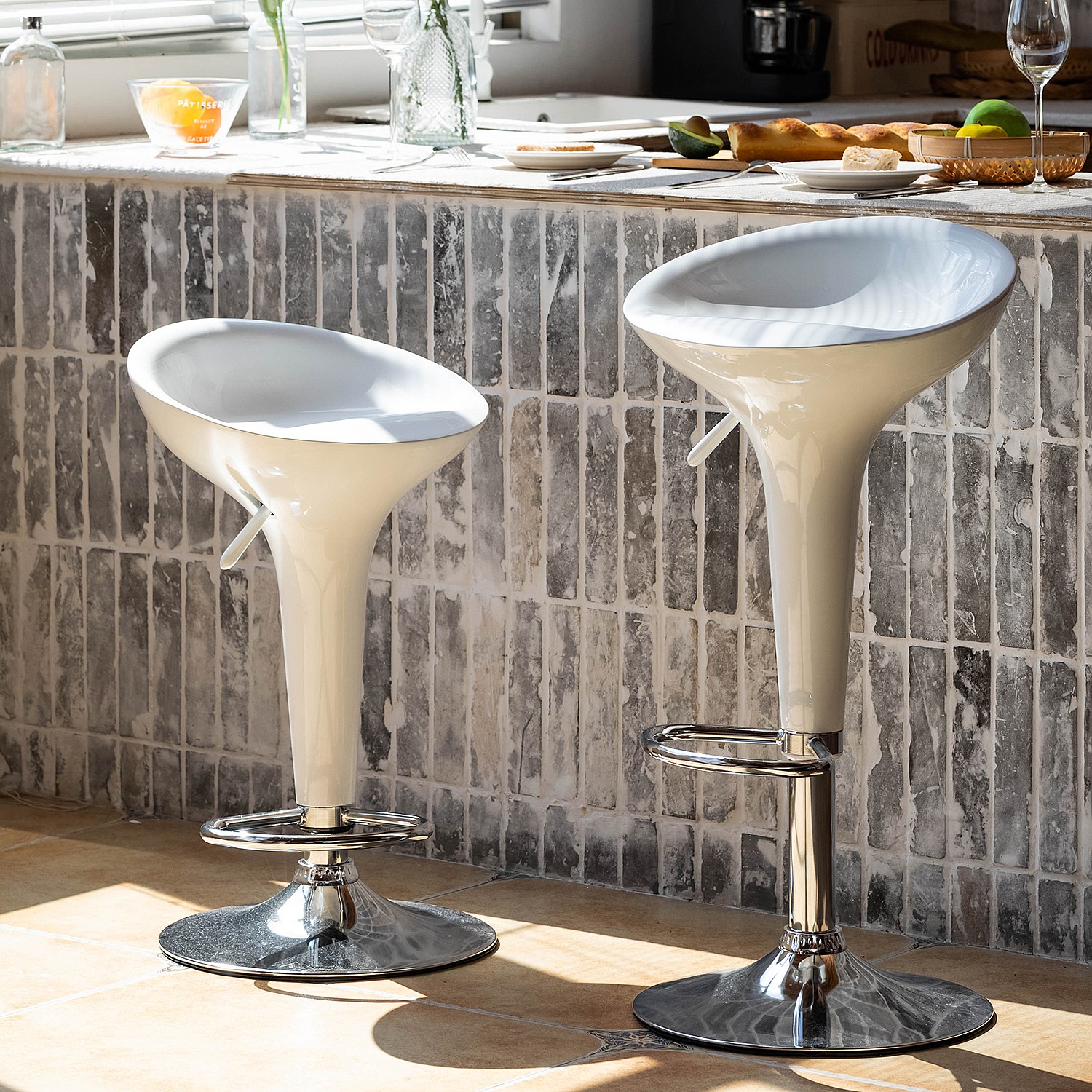 Lot De 2 Tabourets De Bar Pivotants Réglables En Hauteur ABS Blanc Brillant Ergonomiques Profiles Avec Repose Pieds 2