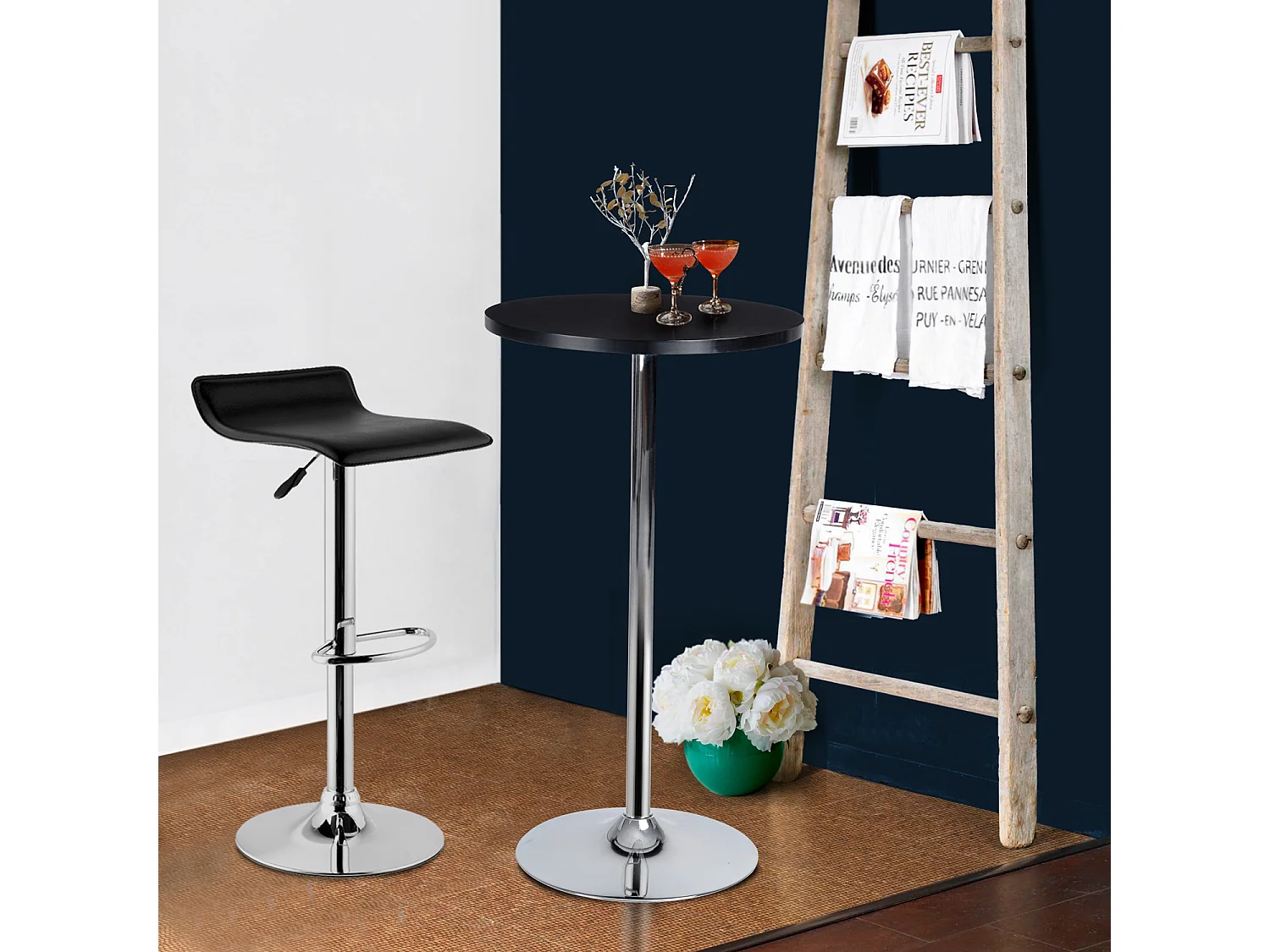 Lot de 2 tabourets de bar pivotants réglables en cuir PU noir avec base chromée et repose-pieds