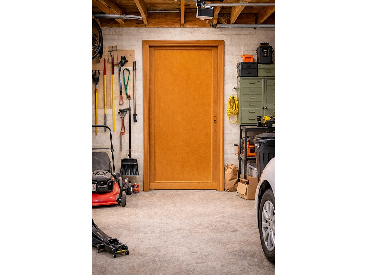 Puerta de servicio de madera Armagos 200X90 empuje izquierdo (Dimensiones de la mesa) sin manilla