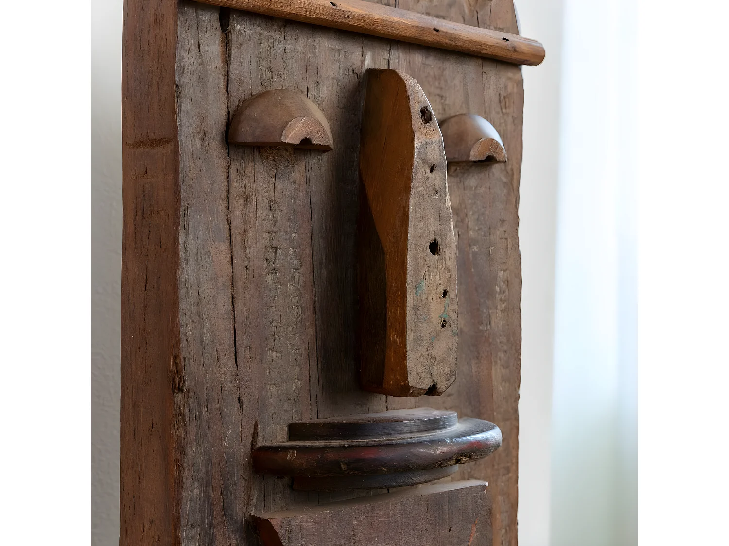 Sculpture visage en bois Liséa