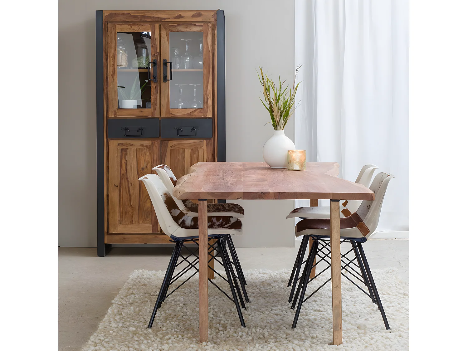 Vaisselier en bois d'acacia Havana