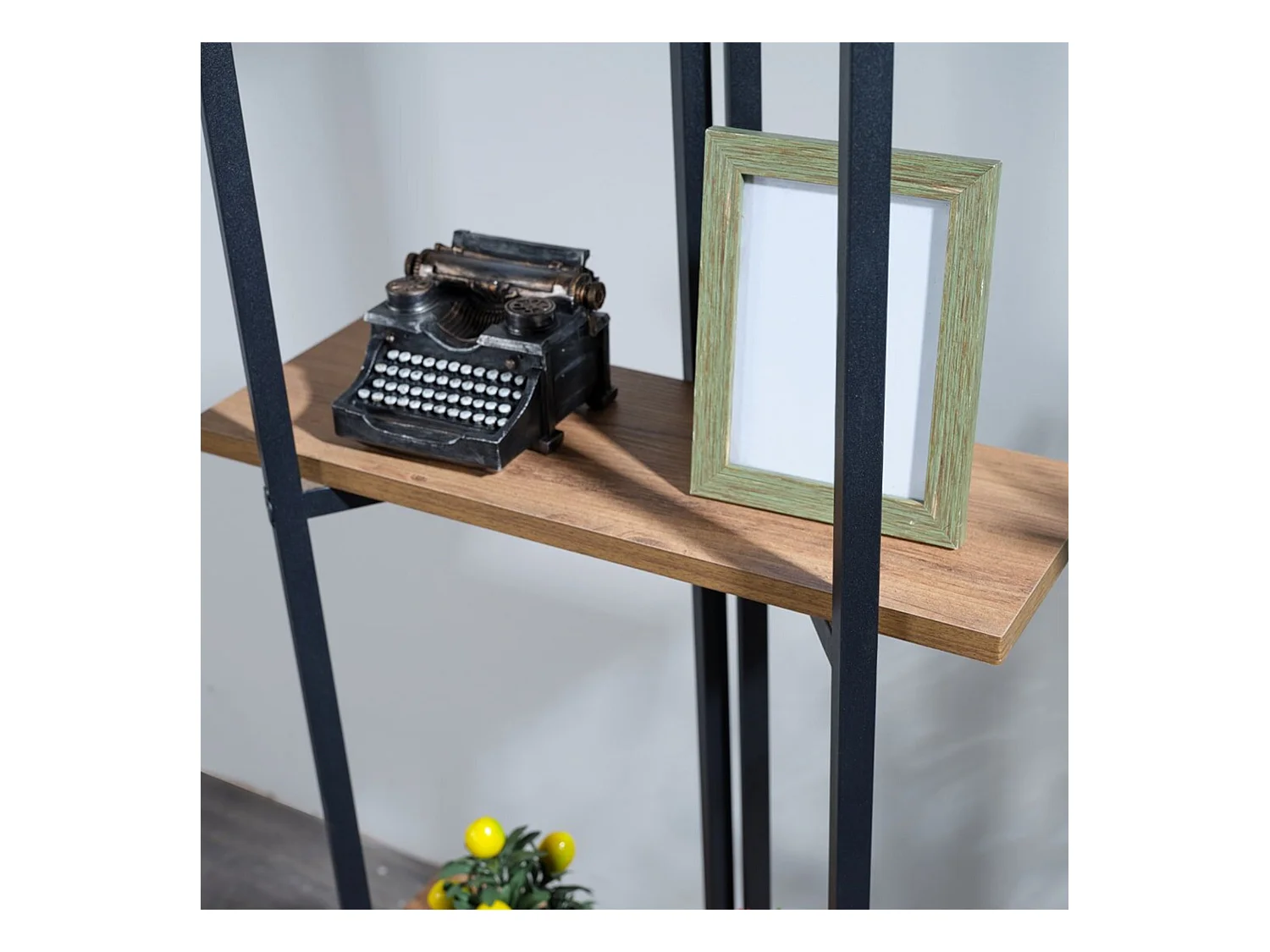 Étagère Bjerringbro à 3 niveaux 150 x 55 x 24 cm effet noyer / noir [en.casa]