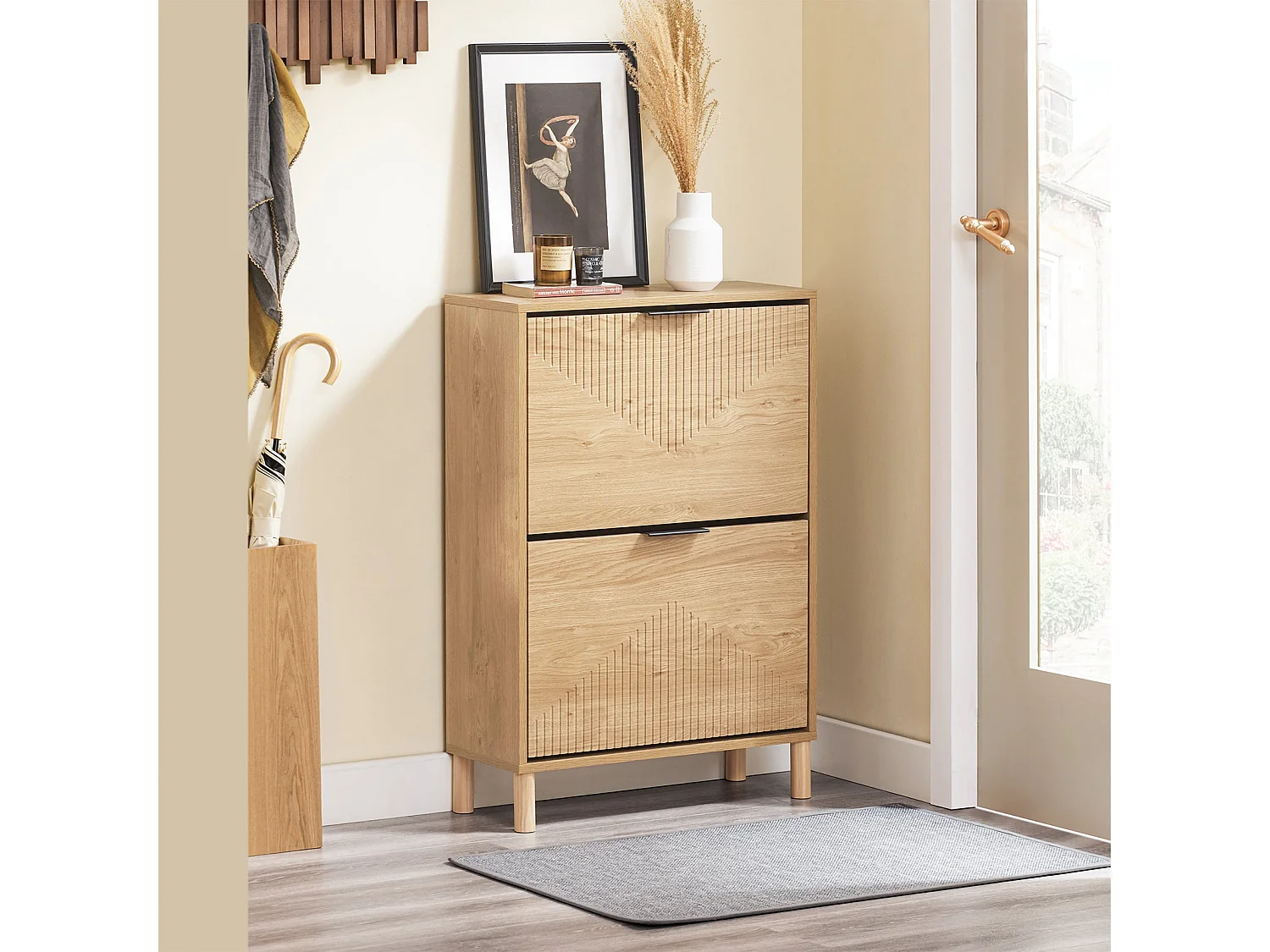 SoBuy Armoire à chaussures mince peu encombrante avec portes pliantes en bois clair pour 8 paires 60x24x88 cm