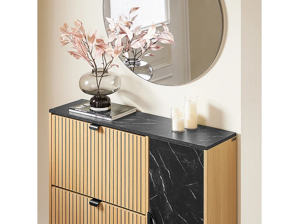 SoBuy Mueble zapatero con 2 puertas plegables para 8 pares de zapatos de entrada mármol negro y madera clara diseño moderno fijación antivuelco