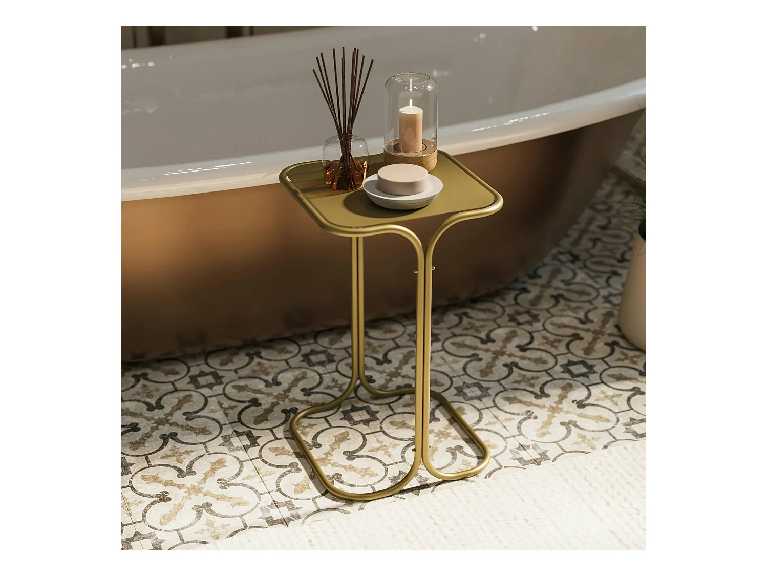 Petite table d'appoint dorée carrée - finition mate JENA