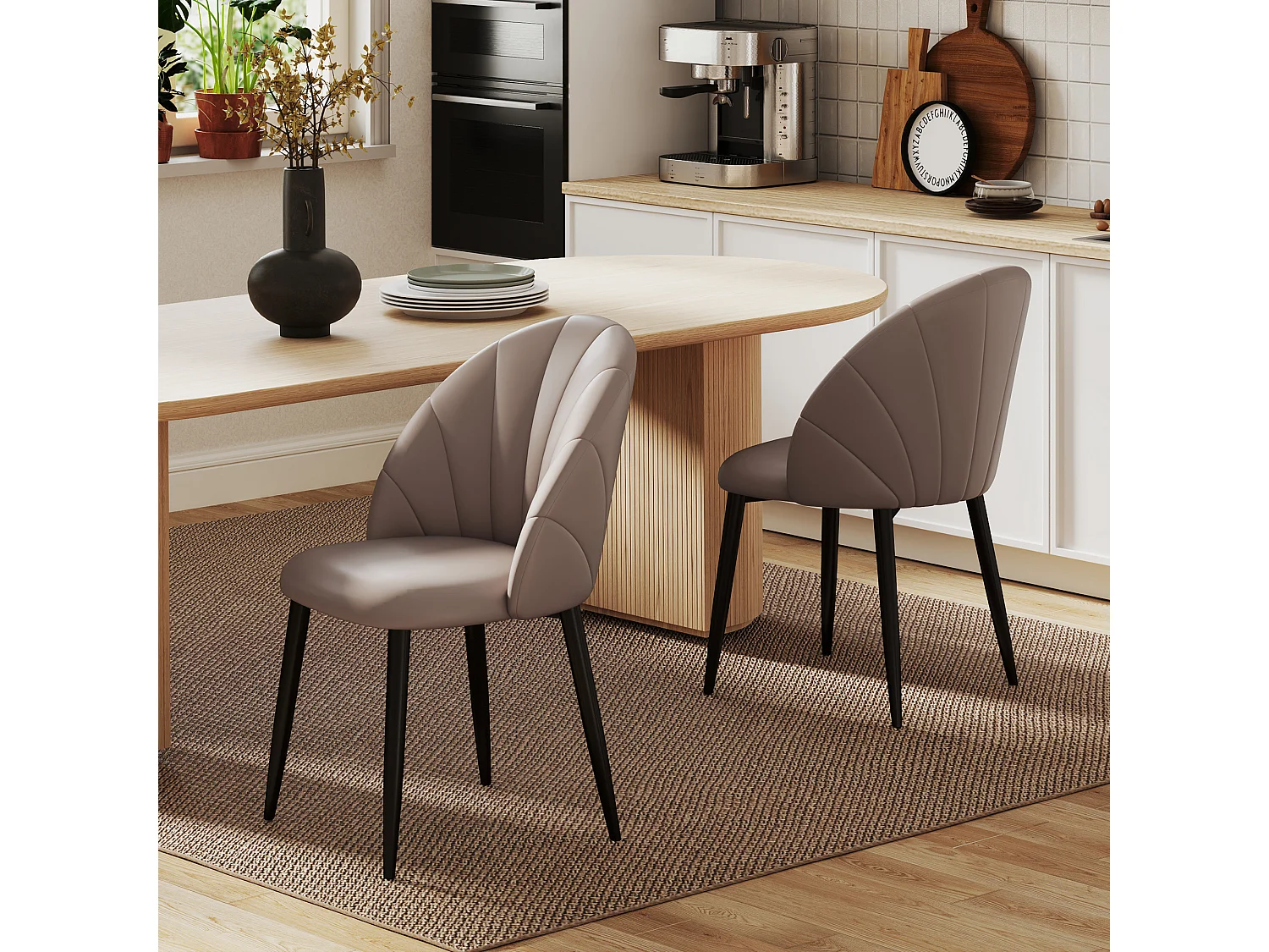 Set 2 sedie da pranzo con schienale a conchiglia in pelle pu marrone