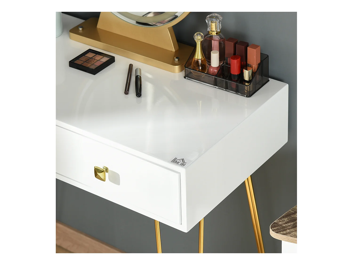 Toeletta con specchio in stile industriale con luci e sgabello