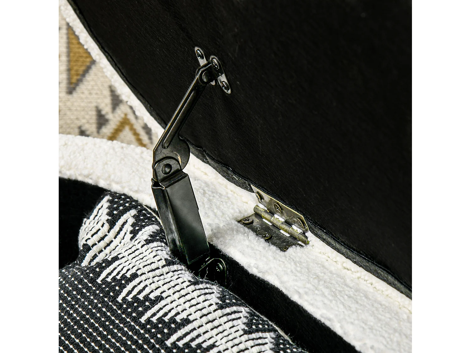 Panca fondo letto con contenitore in tessuto teddy bianco crema