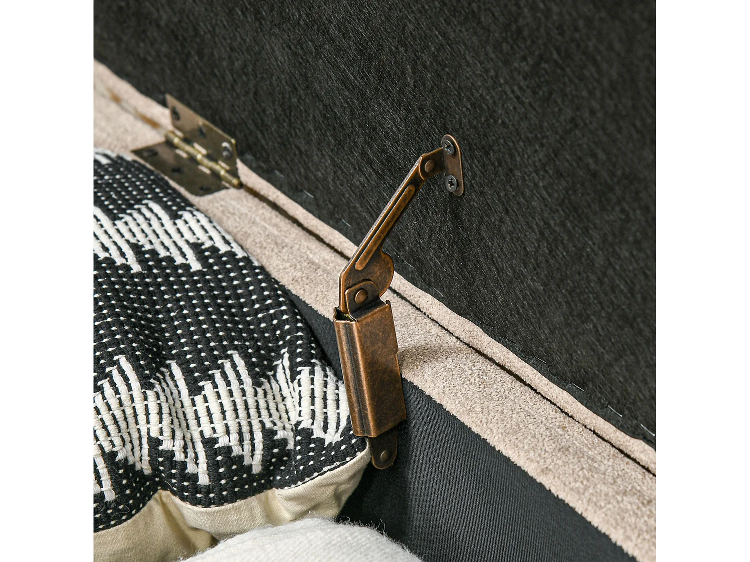 Panca fondo letto imbottita con spazio portaoggetti 110x40x43 cm beige