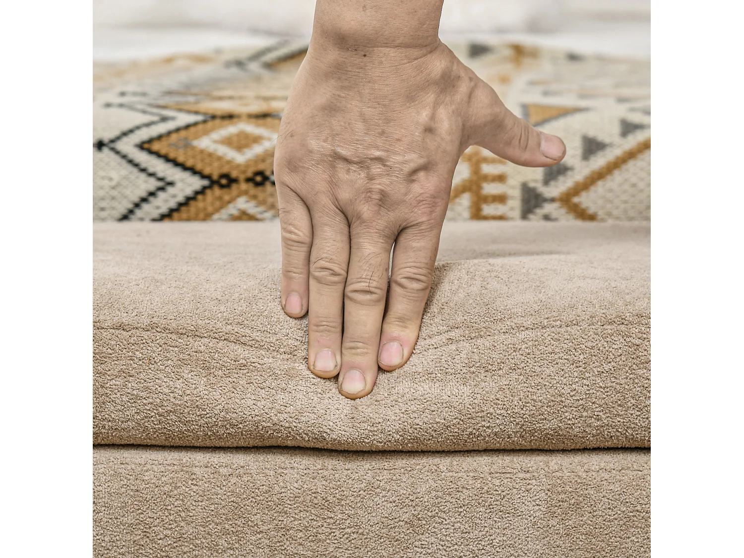 Panca fondo letto imbottita con spazio portaoggetti 110x40x43 cm beige