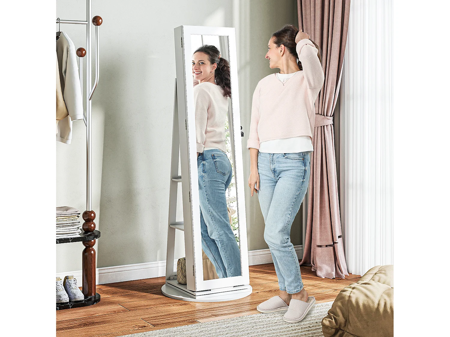 Specchio portagioie girevole con ripiani e chiusura a chiave bianco