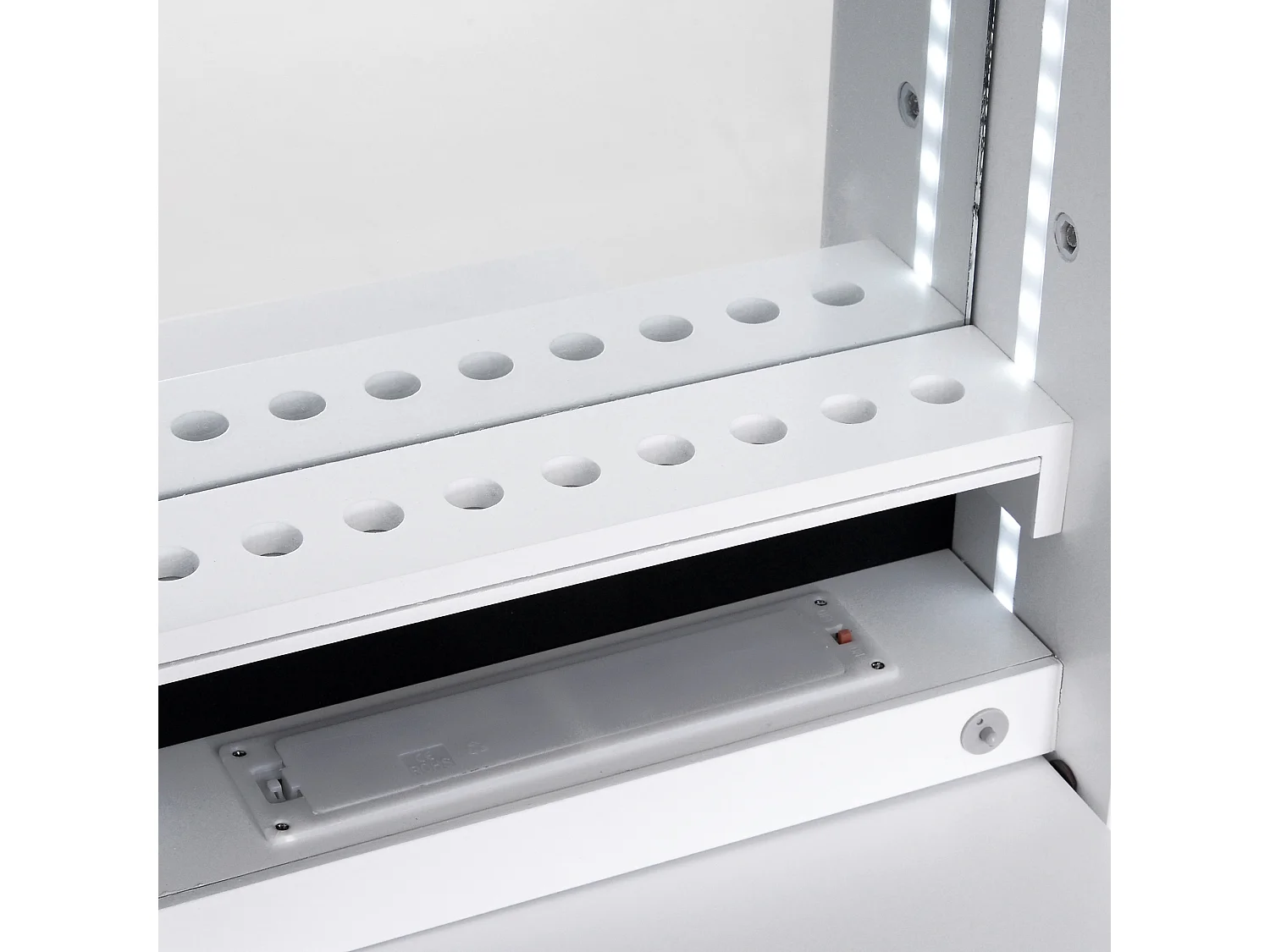 Portagioielli da terra con specchio regolabile e illuminazione led