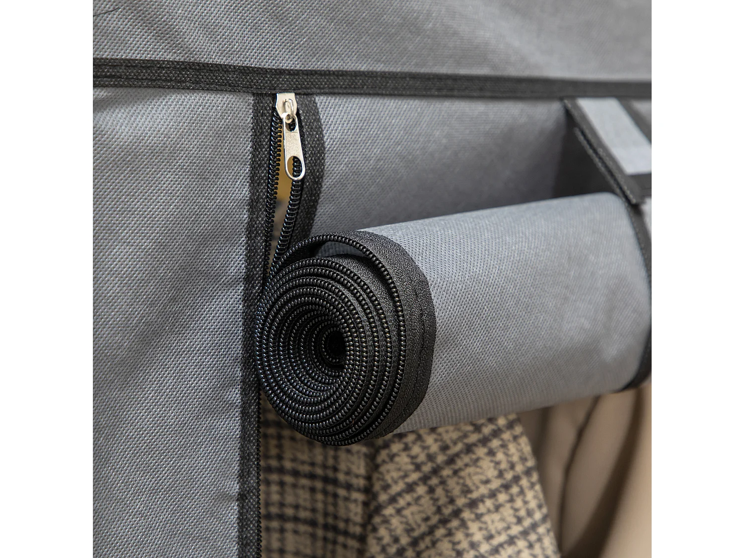 Guardaroba in tessuto e acciaio con 8 ripiani e 2 barre grigio carbone