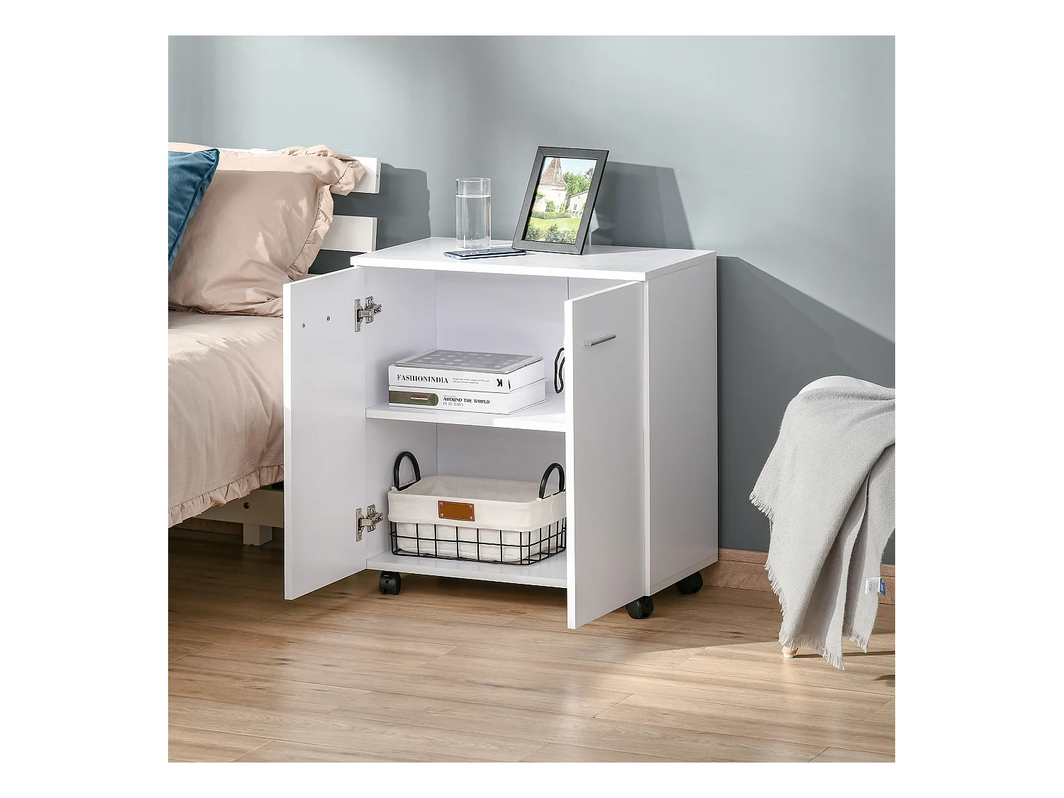 Mobiletto basso con 2 ante e ruote per ufficio e casa in legno