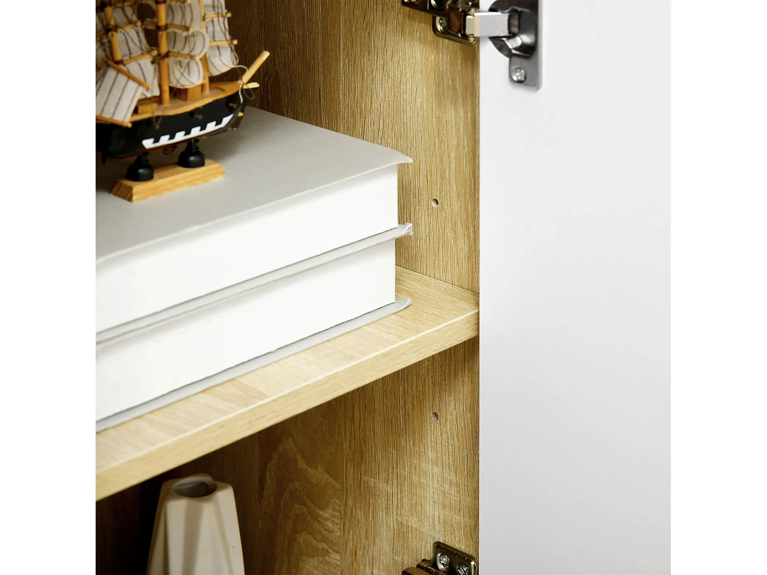 Credenza moderna con 3 cassetti e 2 armadietti a 2 livelli