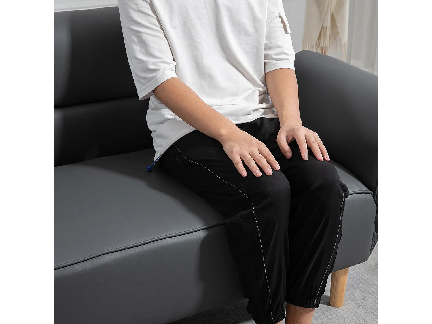 Divanetto 2  posti convertibile in divano letto singolo grigio