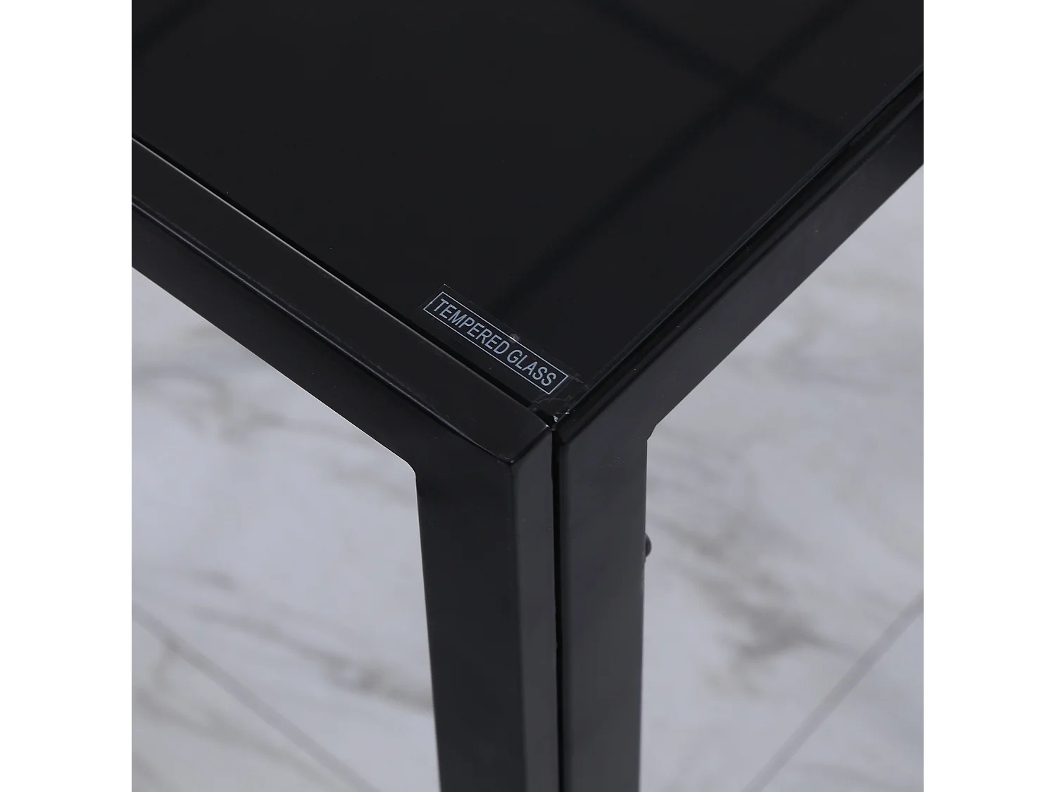 Tavolo da cucina per 4 persone con piano in vetro temperato nero