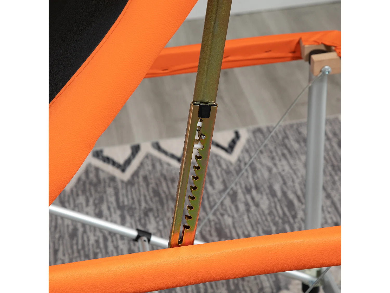 Lettino da massaggio pieghevole ad altezza regolabile, nero e arancione