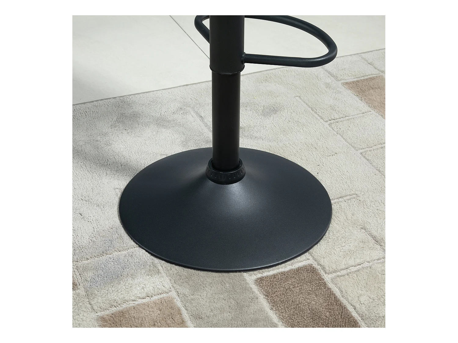 Set 2 sgabelli da bar girevoli altezza regolabile in velluto