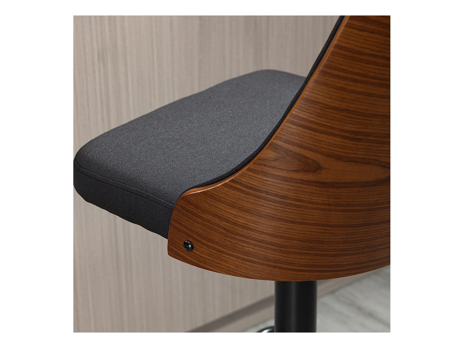 Set 2 sgabelli da bar moderni e girevoli ad altezza regolabile