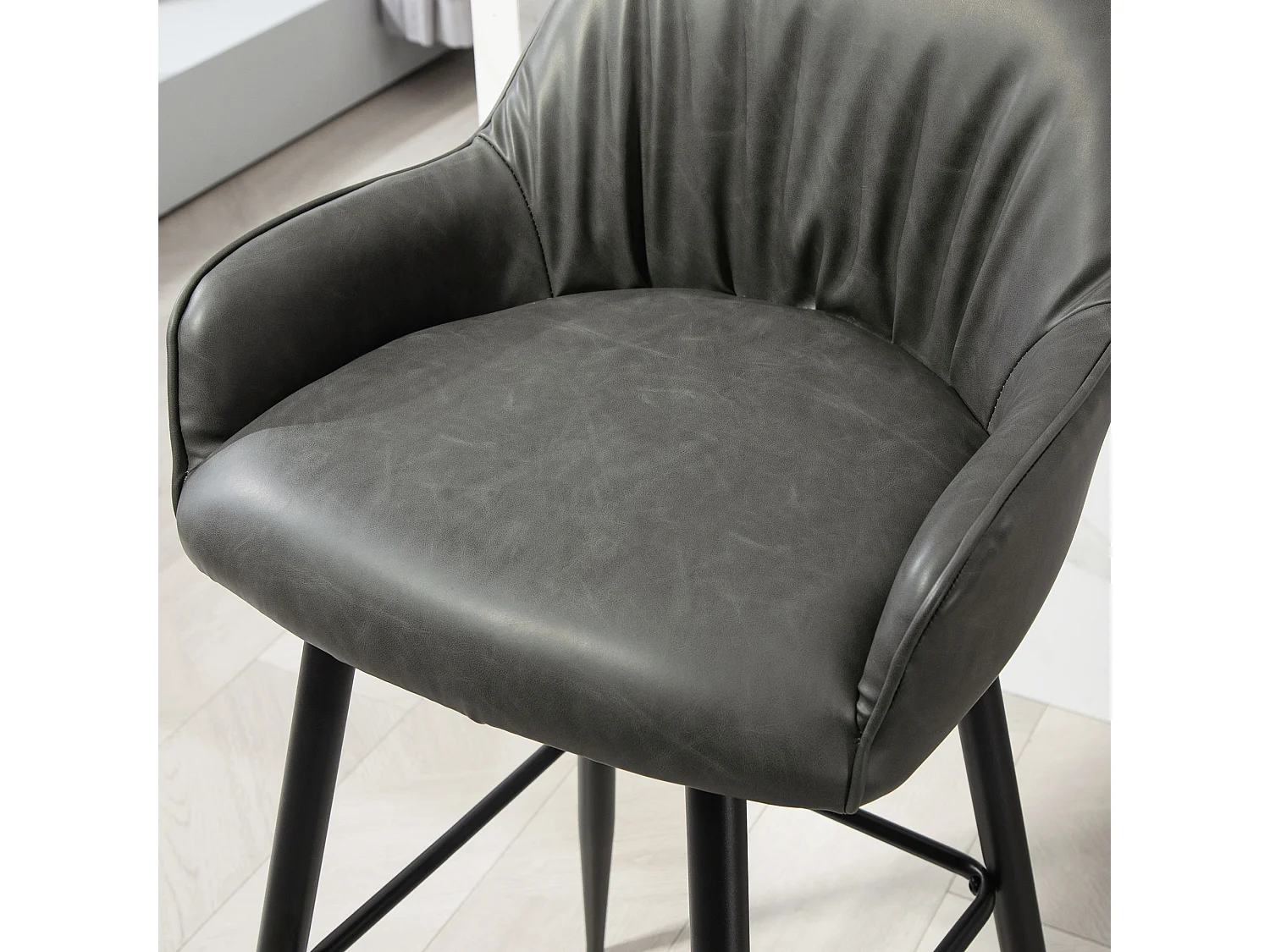 Set 2 sgabelli da bar con poggiapiedi in finta pelle grigio