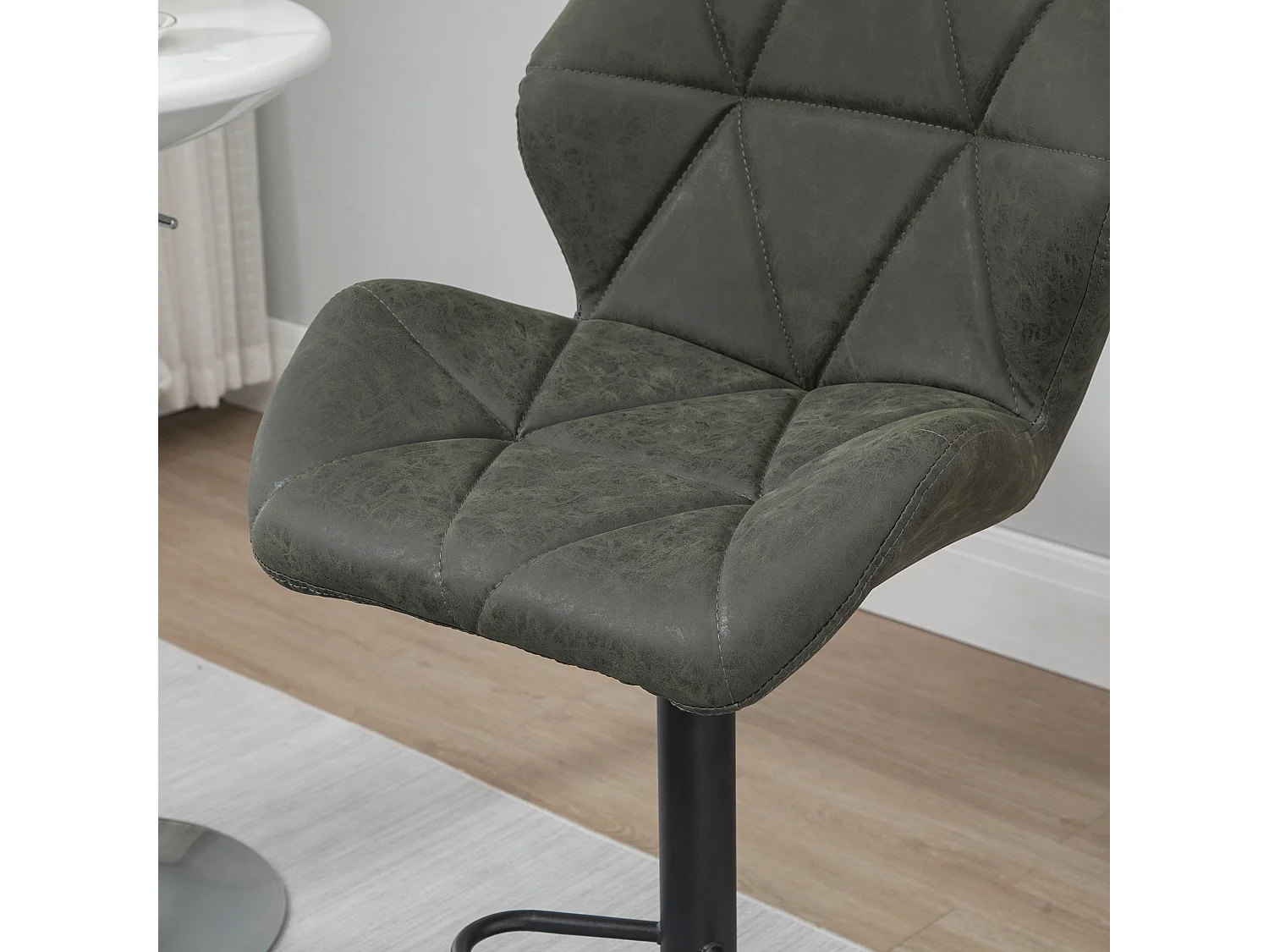 Set 2 sgabelli da bar girevoli altezza regolabile in similpelle