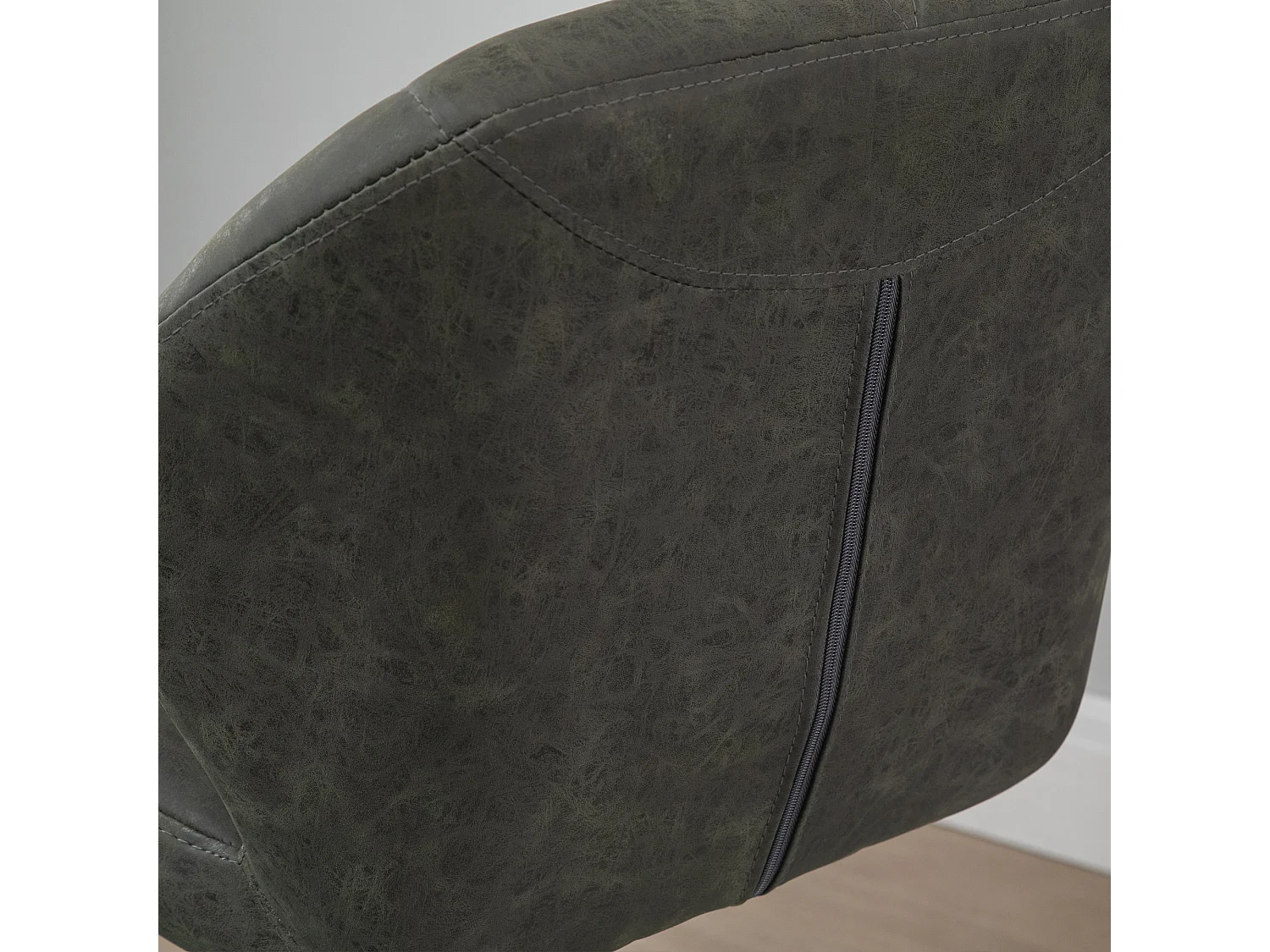 Set 2 sgabelli da bar girevoli altezza regolabile in similpelle