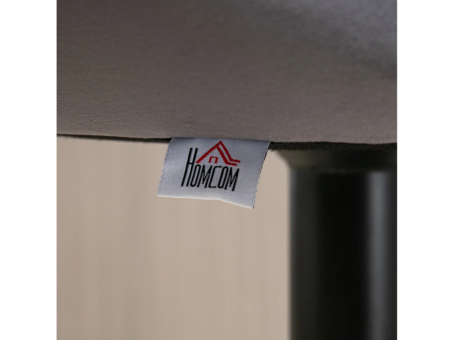 Set 2 sgabelli bar girevoli effetto velluto altezza regolabile