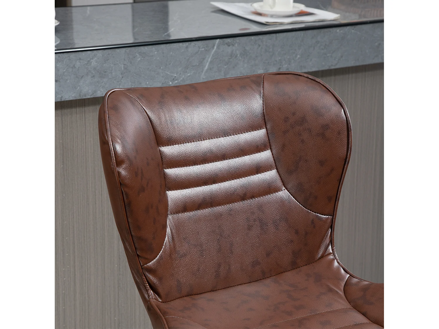 Set 2 sgabelli da bar girevoli con altezza regolabile e poggiapiedi